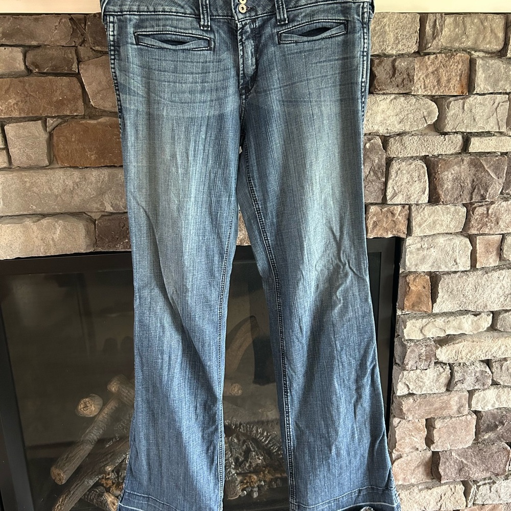 Ariat Blue Flare Denim Jeans with Classic Style